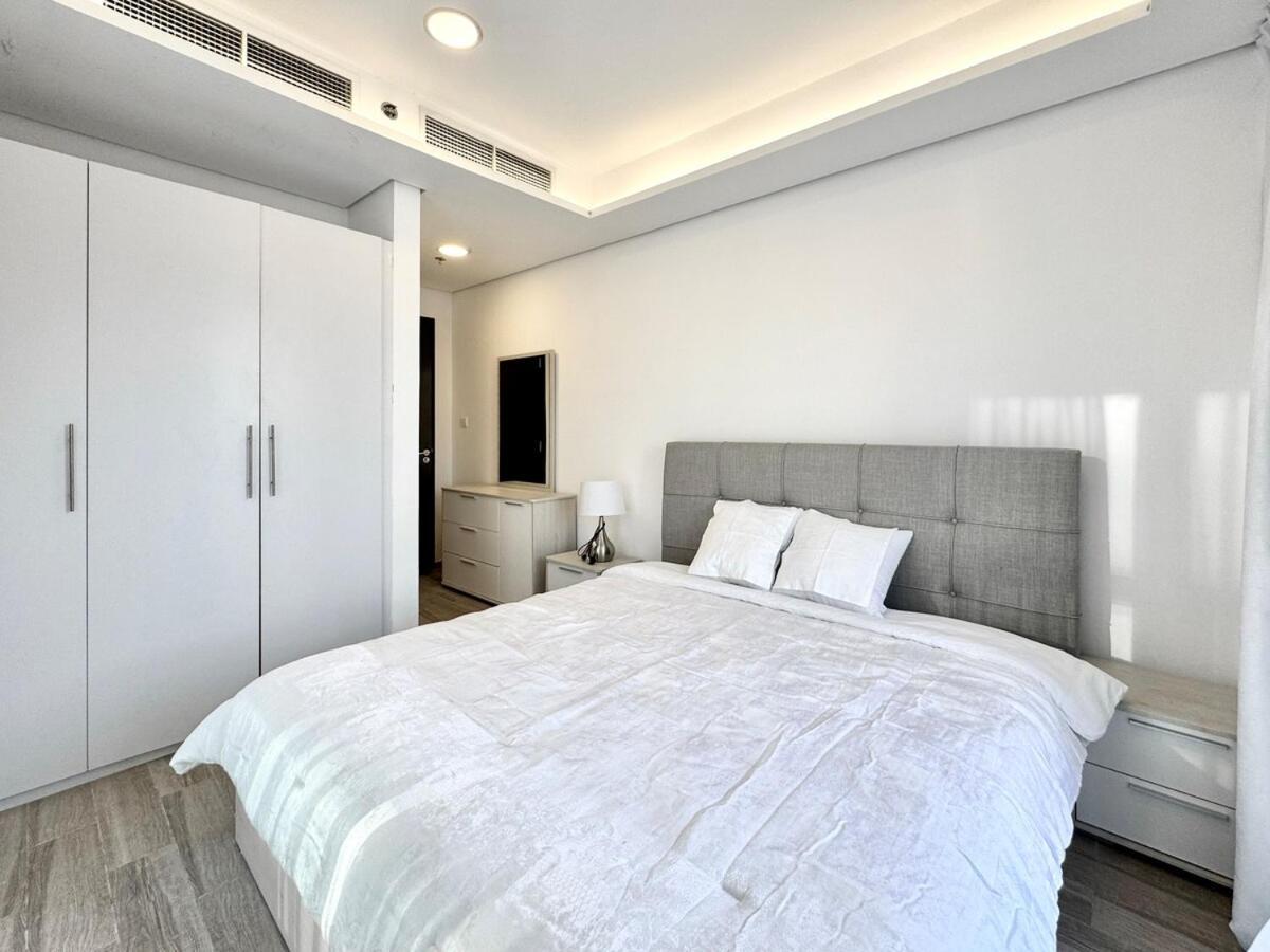Apartment Homes 2 Retreat - Elegant 2br With Balcony & Modern Touch In Jvc Dubai