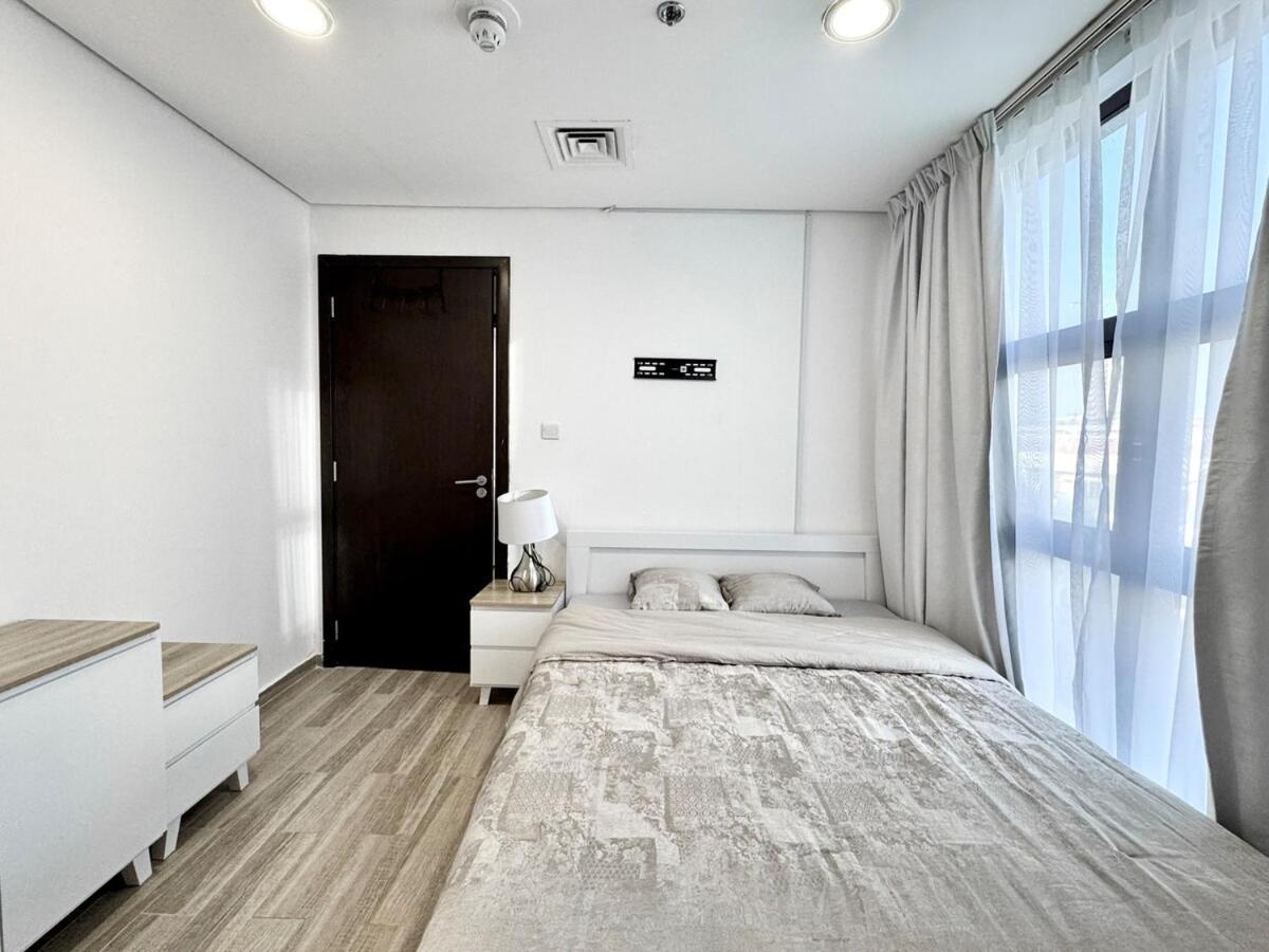 Apartment Homes 2 Retreat - Elegant 2br With Balcony & Modern Touch In Jvc Dubai